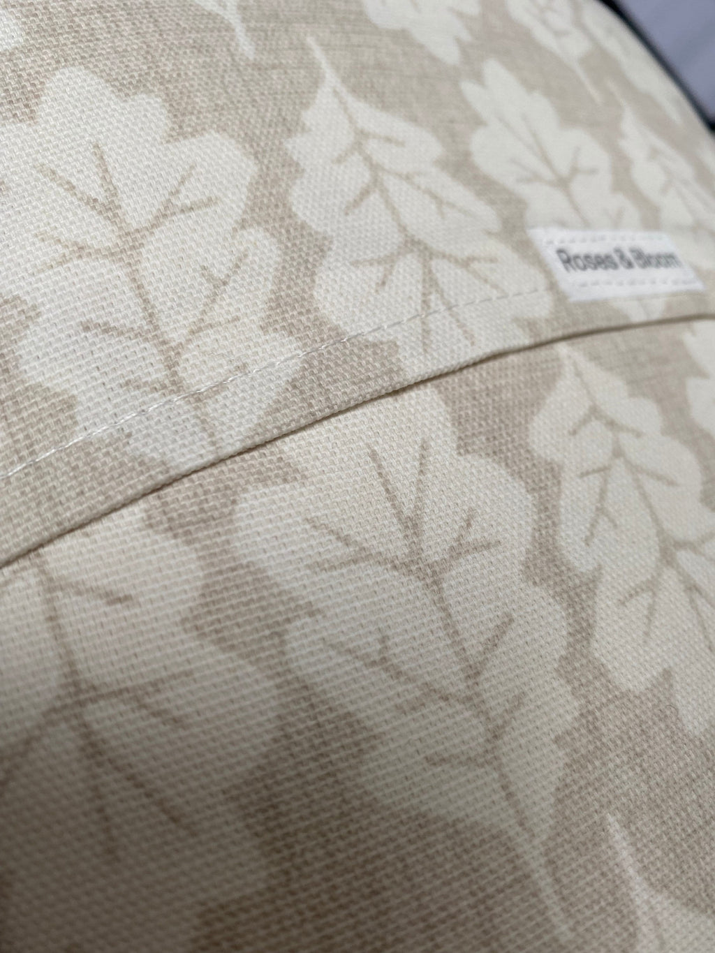 Taupe Leaf Pattern Cushion Cover: Minimalist Home Decor
