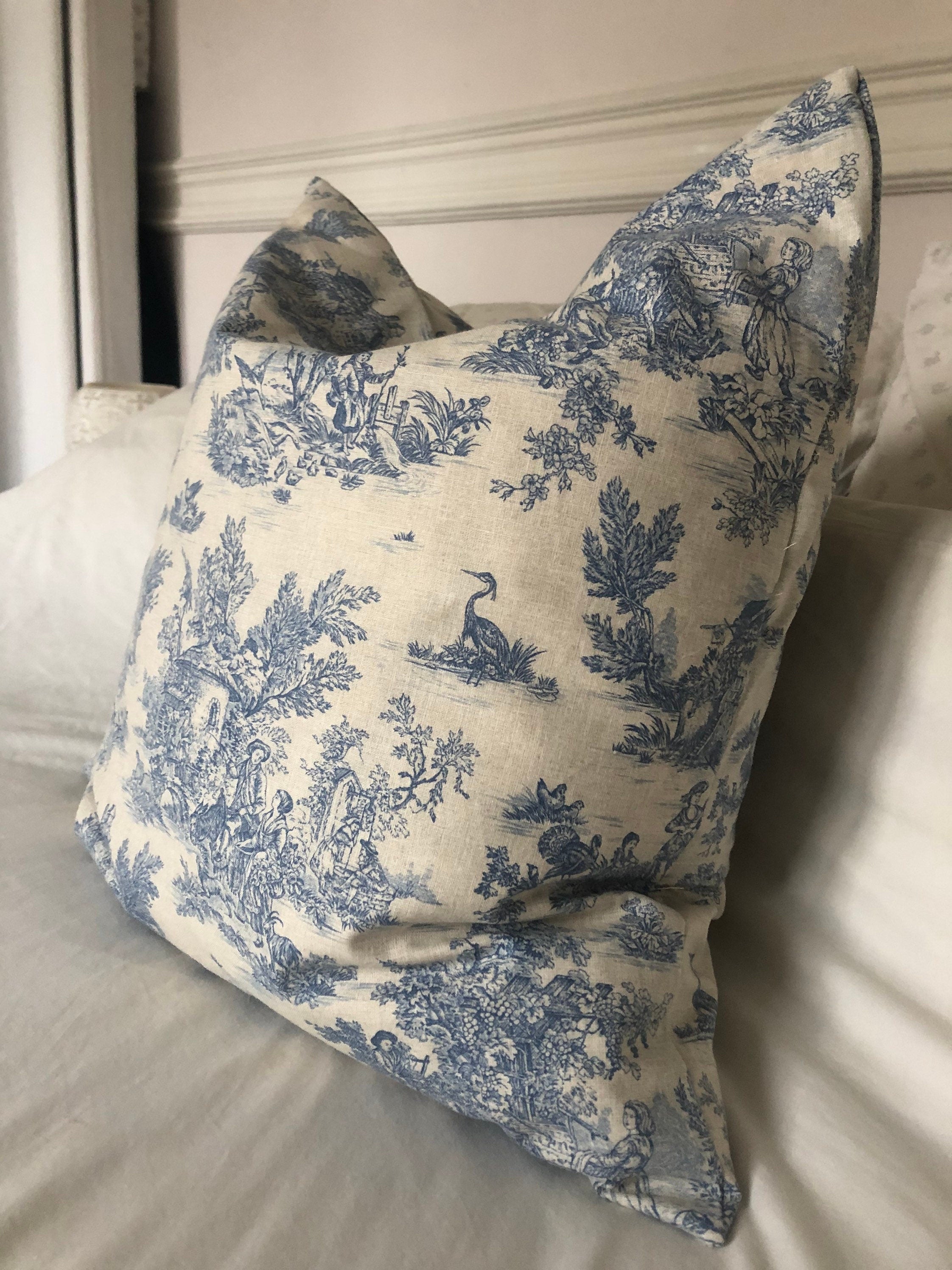 French Vintage Linen Cushion Cover – Farmhouse Sofa Pillow, Neutral Home Decor