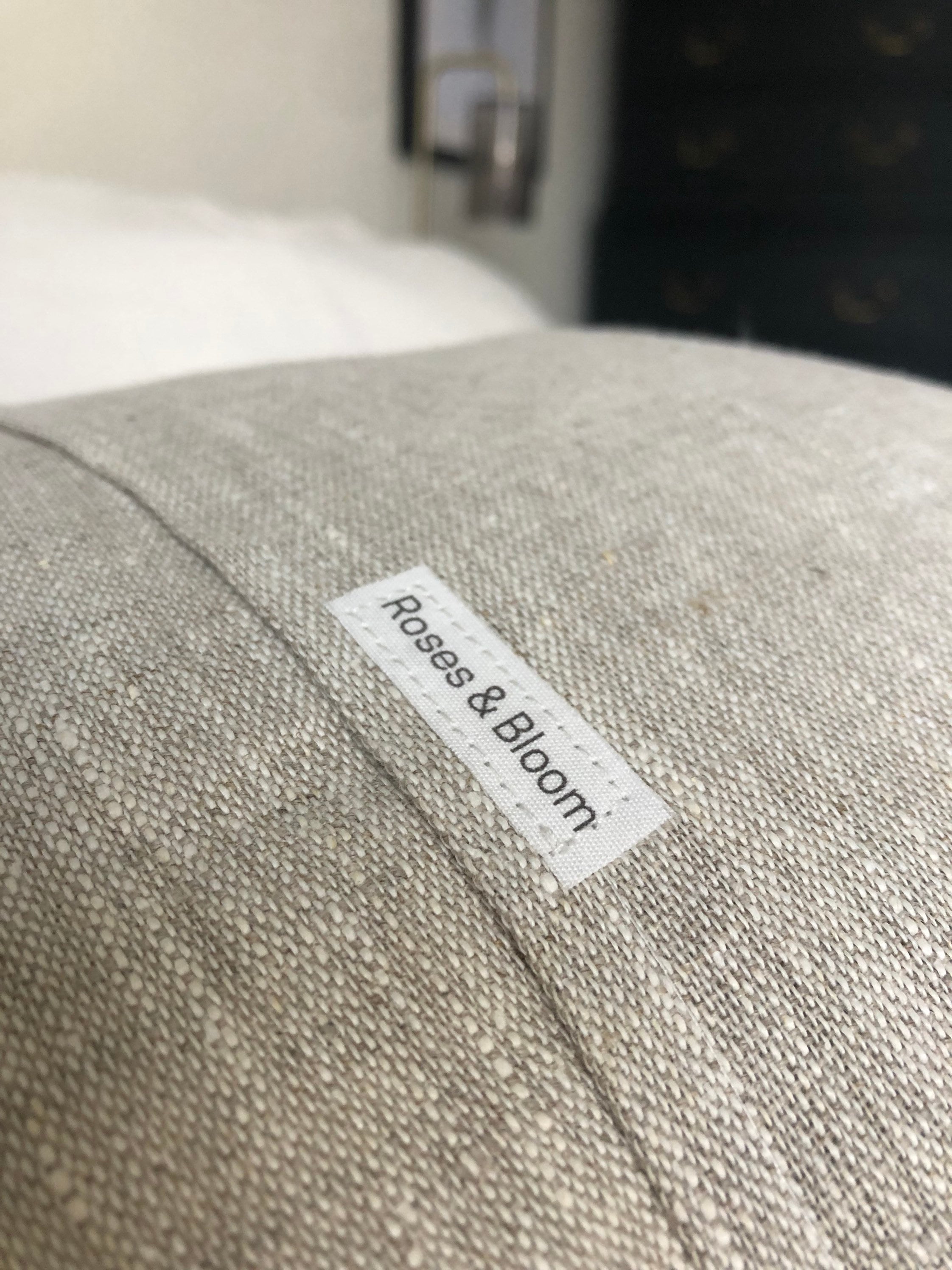 French Country linen cushion covers, vintage pillows with envelope reverse