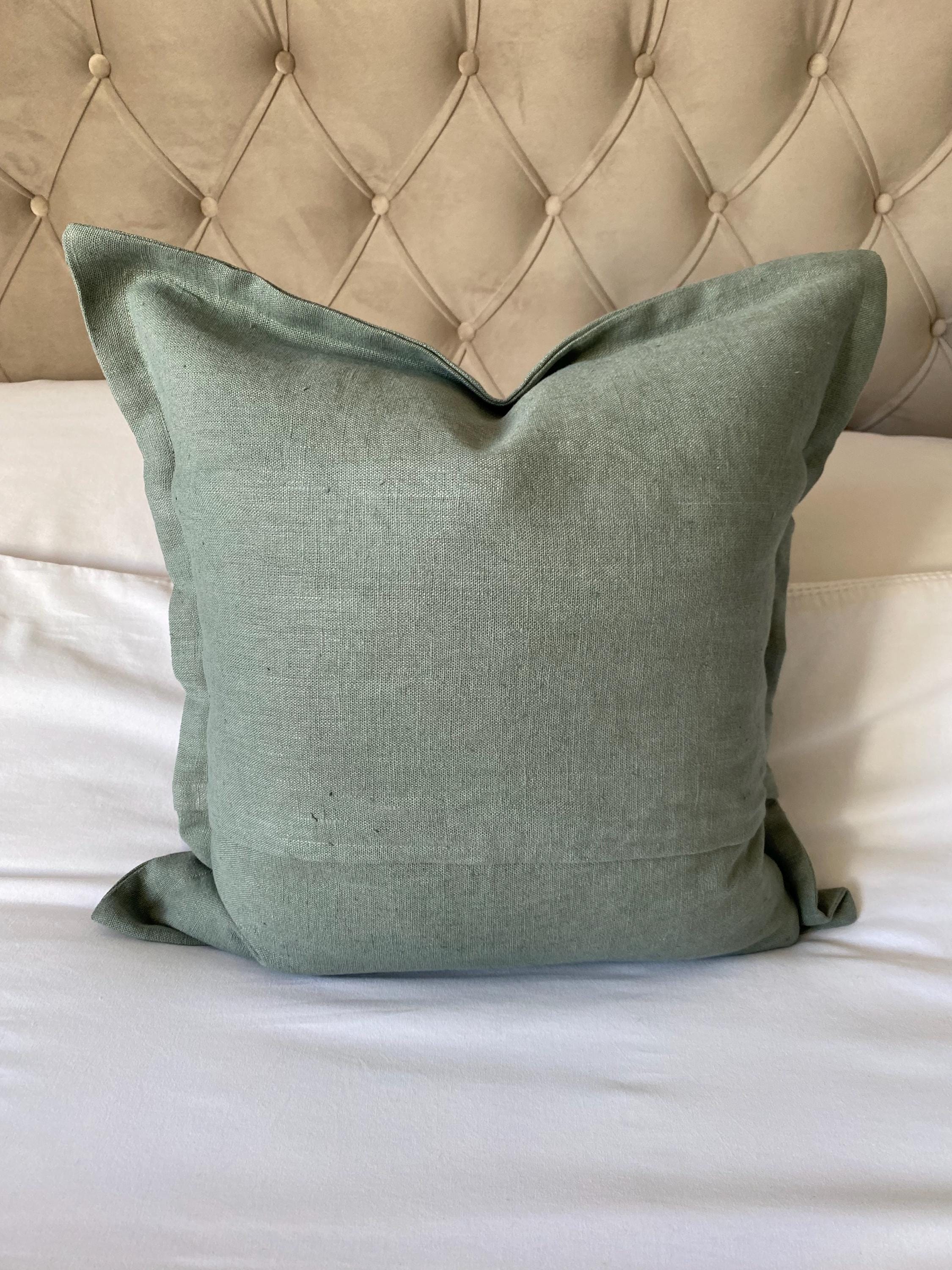 Green oxford edged cushion cover: linen pillow case