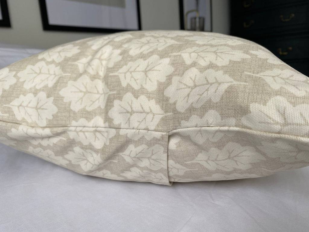 Taupe Leaf Pattern Cushion Cover: Minimalist Home Decor