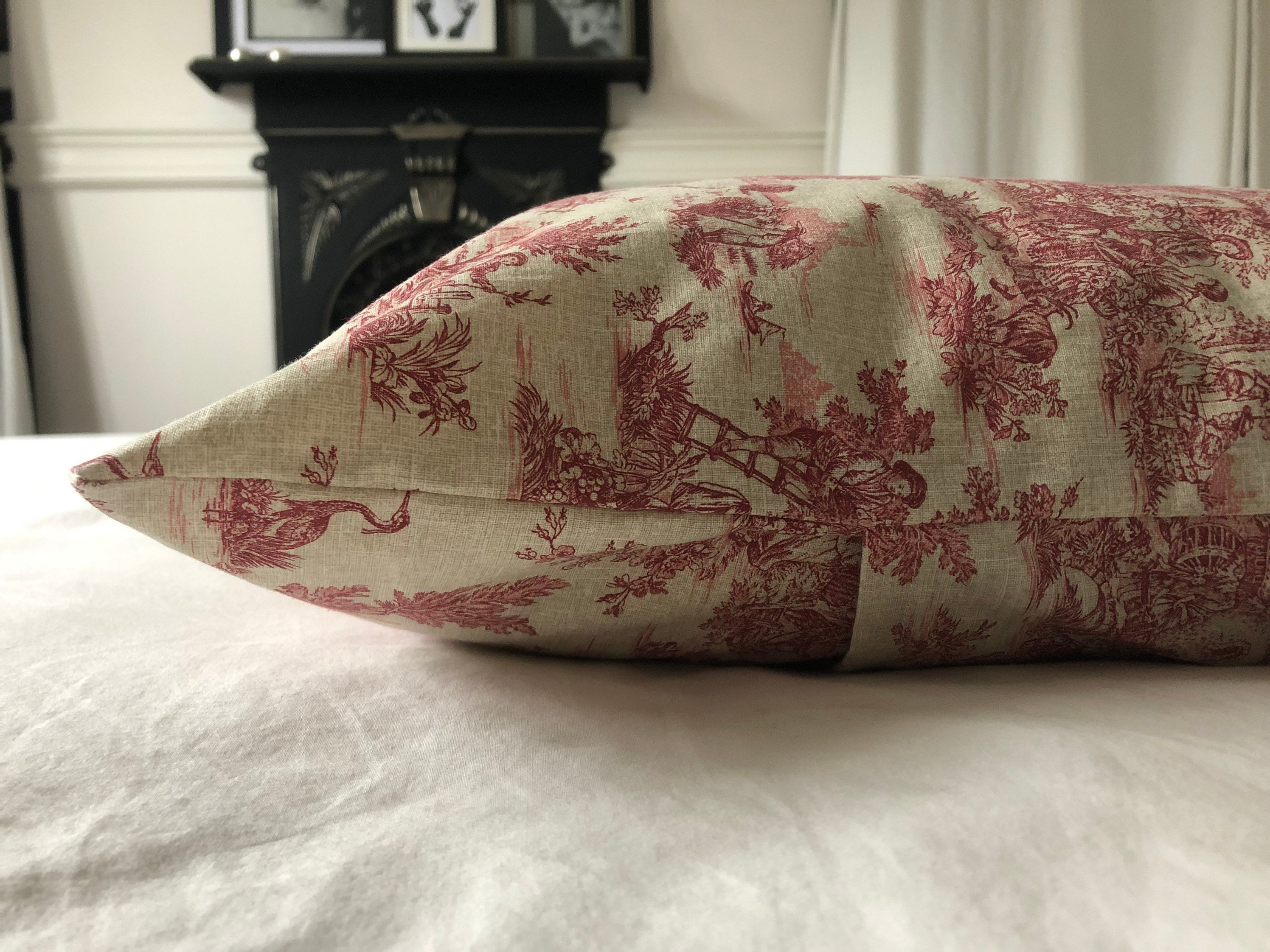 French country pillow cover, vintage toile de jouy throw cushions, farmhouse home decor