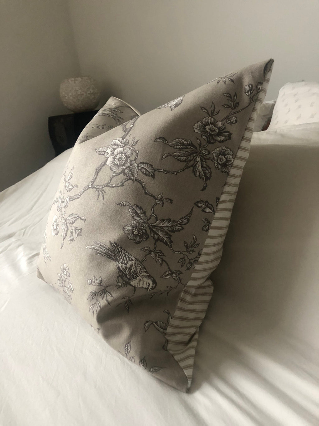 French Vintage Toile de Jouy Cushion Cover, Beige Linen Pillow