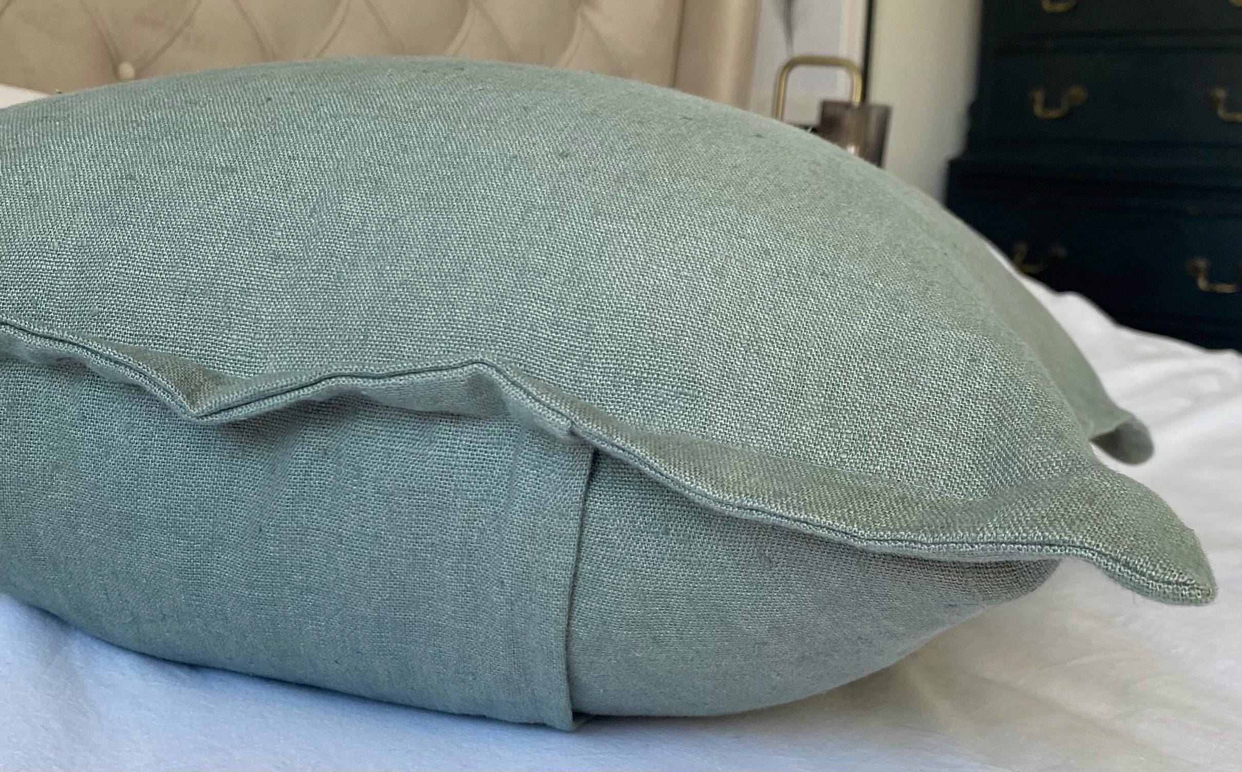 Green oxford edged cushion cover: linen pillow case